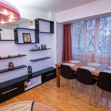 Cozy Apartment In Сучава Екстер'єр фото